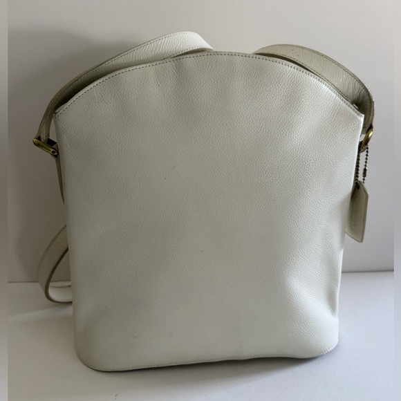 COACH || Authentic - Made in Italy Vintage Coach Crossbody Bag. - Picture 2 of 16